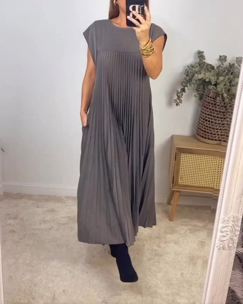 Samantha | Women's Relaxed Pleated Maxi Dress