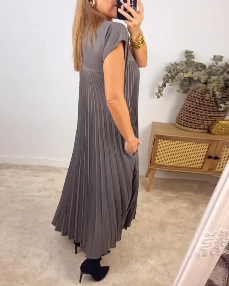 Samantha | Women's Relaxed Pleated Maxi Dress