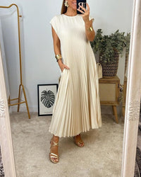 Samantha | Women's Relaxed Pleated Maxi Dress