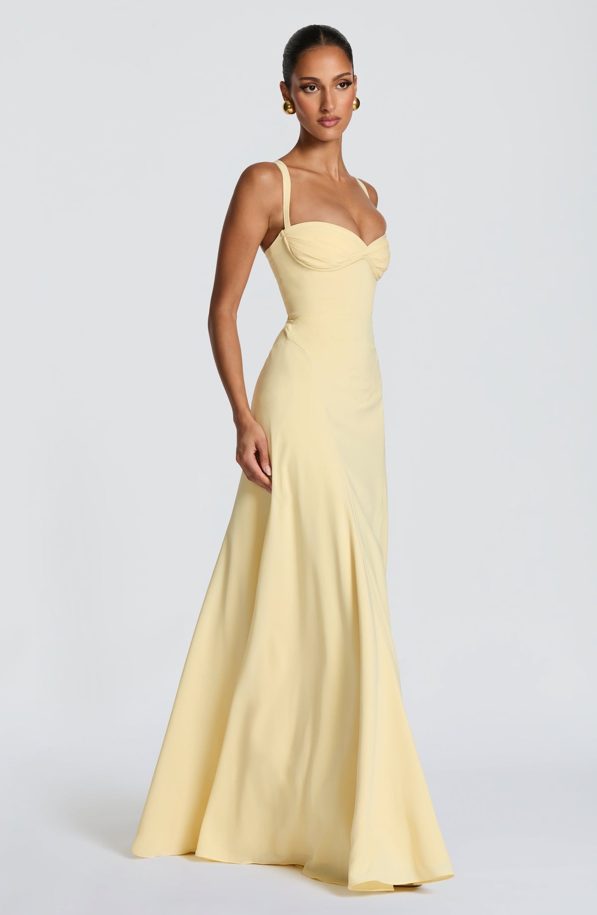 Sarah | Women's Fitted Lace-Up Sweetheart Gown